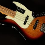 Player Plus Jazz Bass