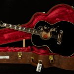Elvis SJ-200